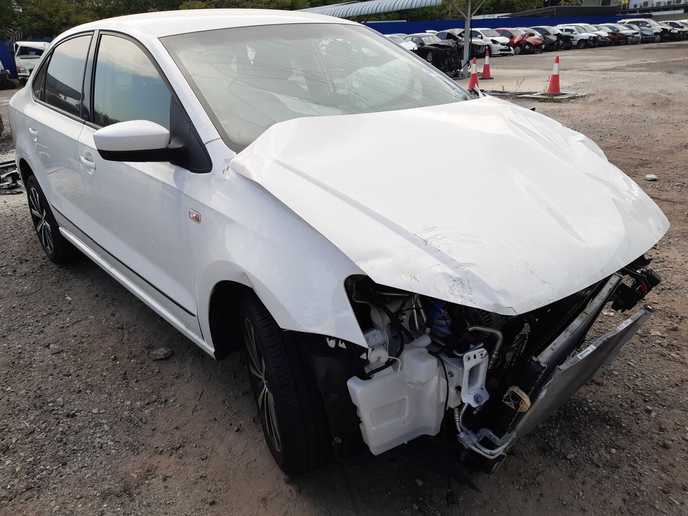 2014 BMW 7 Wreck - Pickles Auctions buy industrial, cars 