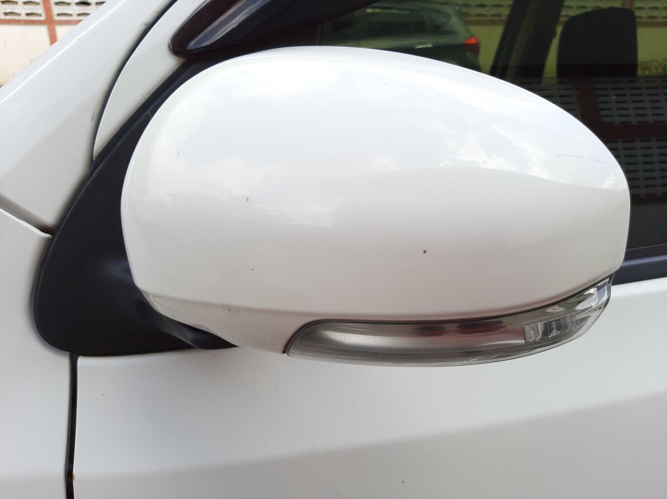 2011 PERODUA MYVI Wreck - Pickles Auctions buy industrial 