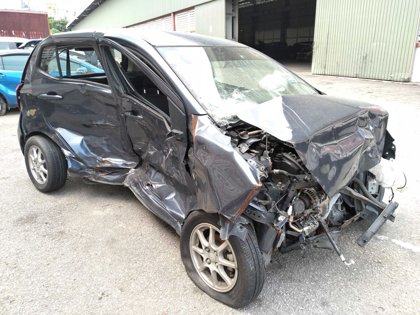 2014 TOYOTA HILUX Wreck - Pickles Auctions buy industrial 