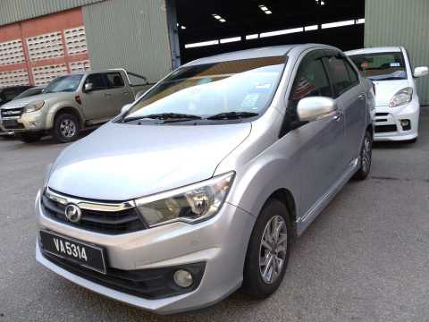 2016 PERODUA BEZZA 1.3 AV (A) Used Car (Repossession 