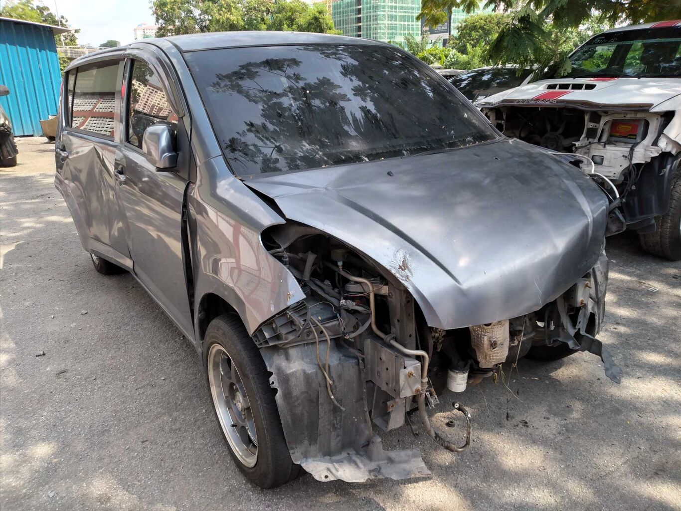 Home Pickles Auctions buy industrial, cars, and salvage